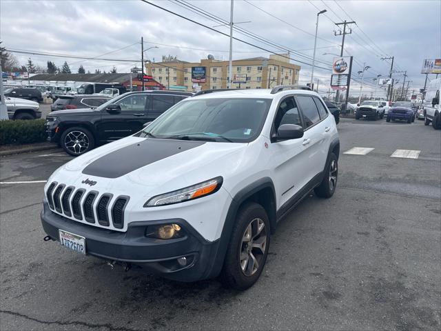 used 2015 Jeep Cherokee car, priced at $11,906