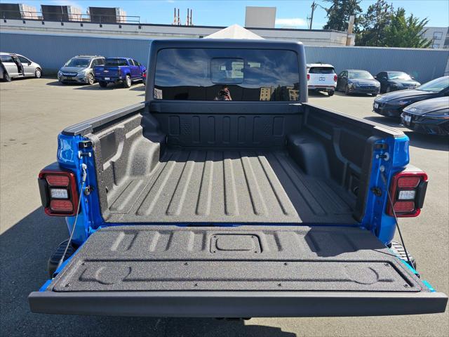 new 2025 Jeep Gladiator car, priced at $52,795