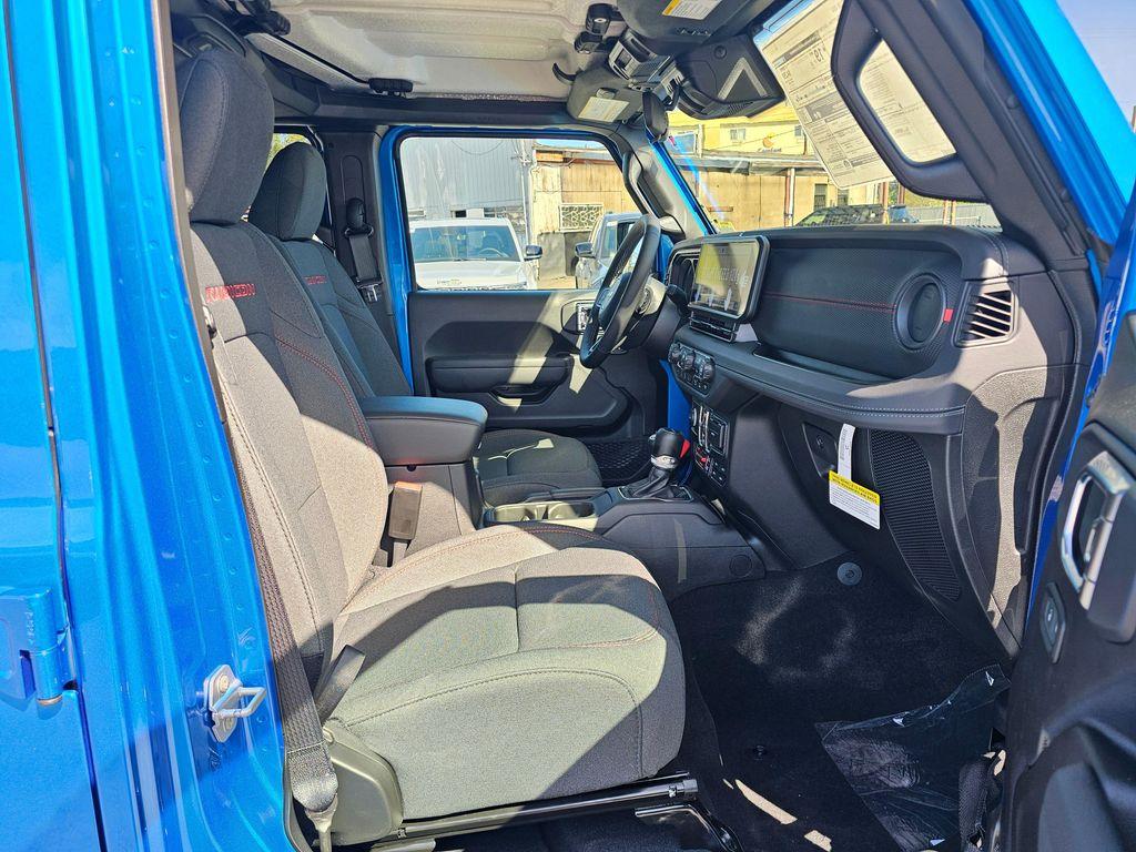 new 2025 Jeep Gladiator car, priced at $59,795