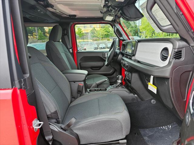 new 2025 Jeep Wrangler car, priced at $43,380