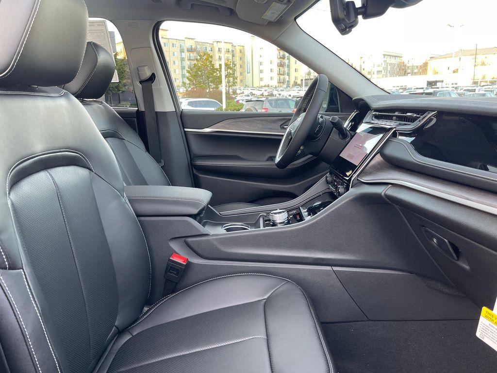 new 2024 Jeep Grand Cherokee 4xe car, priced at $42,273