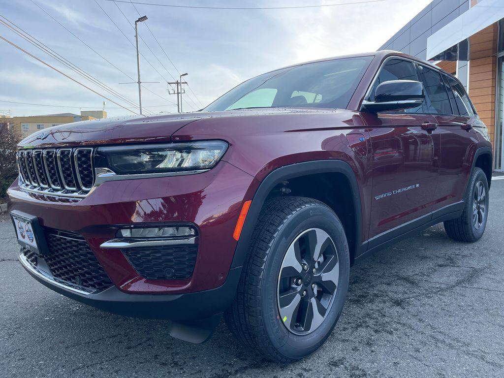 new 2024 Jeep Grand Cherokee 4xe car, priced at $42,273