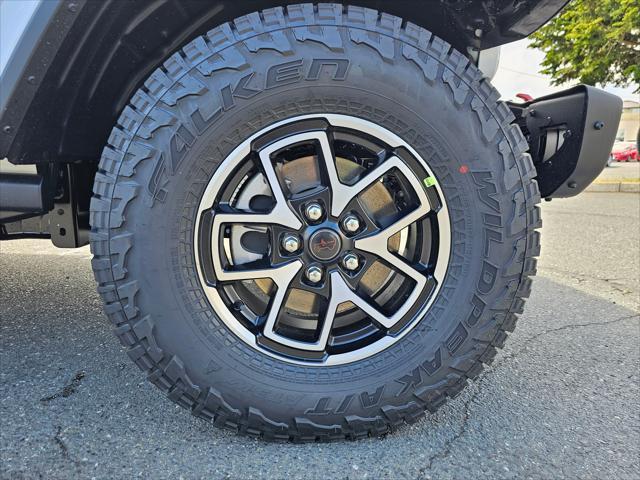 new 2024 Jeep Gladiator car, priced at $54,900