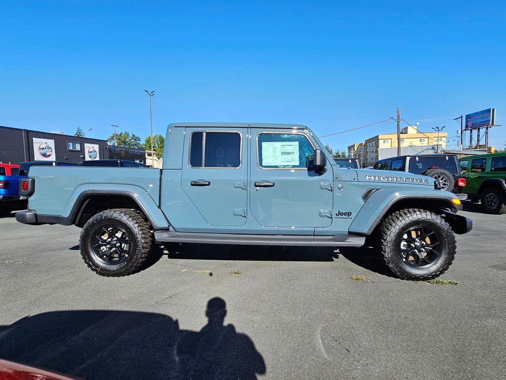new 2025 Jeep Gladiator car, priced at $39,383