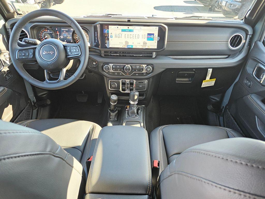 new 2025 Jeep Gladiator car, priced at $39,383