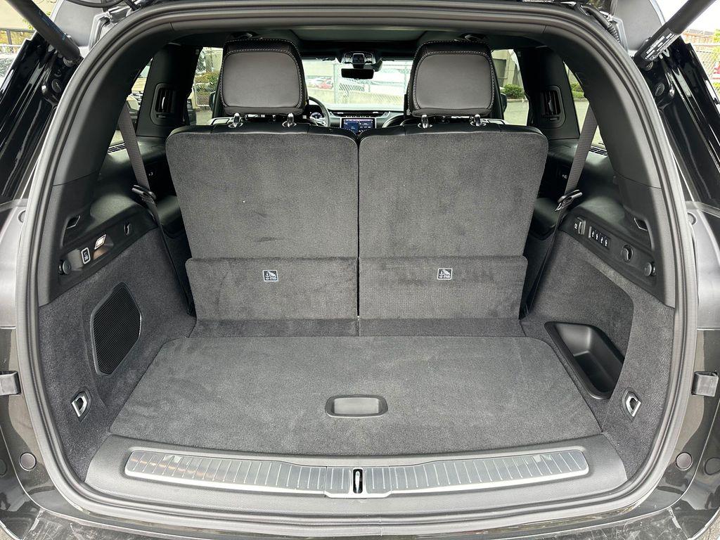 new 2024 Jeep Grand Cherokee L car, priced at $62,050