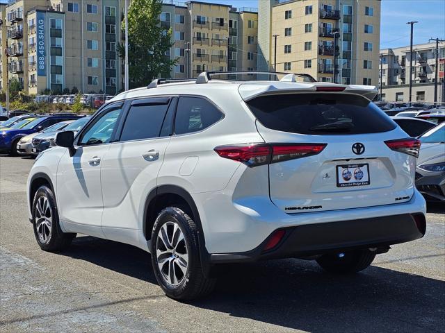 used 2022 Toyota Highlander car, priced at $40,575