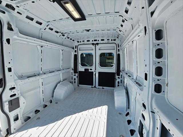 new 2025 Ram ProMaster 2500 car, priced at $47,318