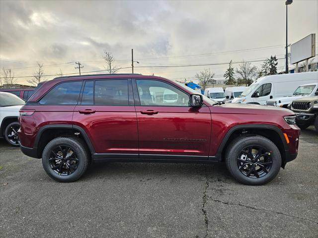 new 2025 Jeep Grand Cherokee car, priced at $44,030