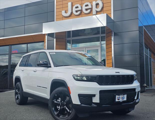 new 2024 Jeep Grand Cherokee L car, priced at $42,075