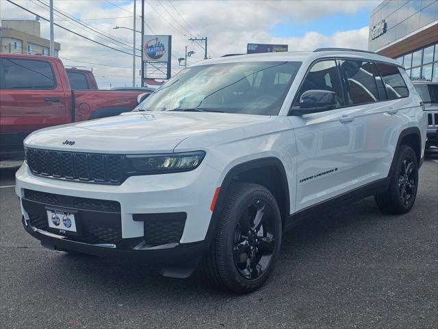 new 2024 Jeep Grand Cherokee L car, priced at $42,075