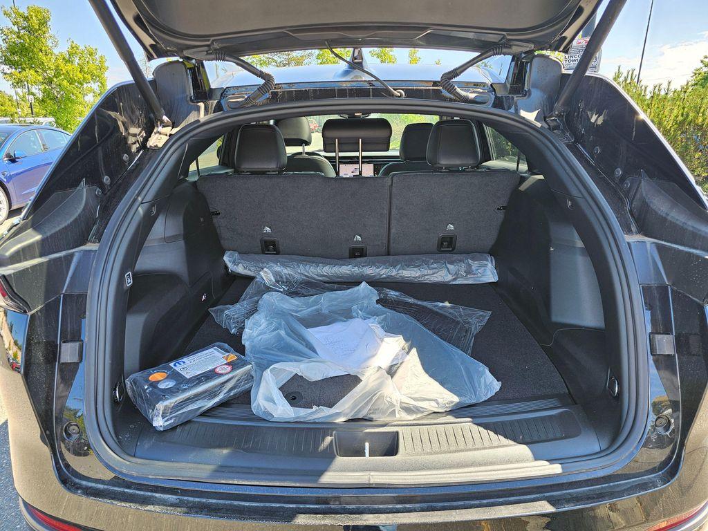 new 2025 Jeep Wagoneer S car, priced at $48,263