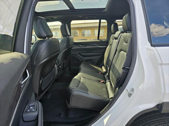 new 2025 Jeep Grand Cherokee car, priced at $50,435