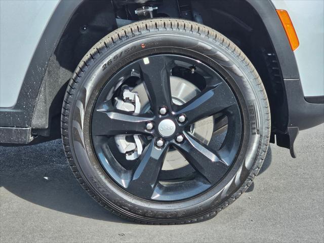 new 2025 Jeep Grand Cherokee L car, priced at $49,720