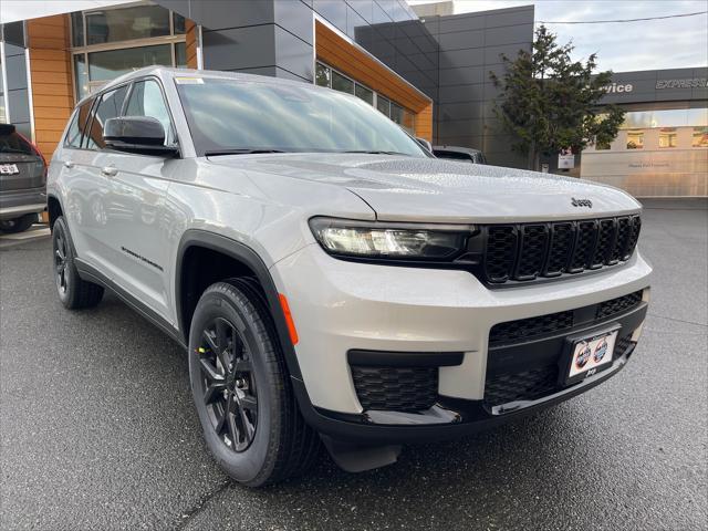 new 2024 Jeep Grand Cherokee L car, priced at $38,275