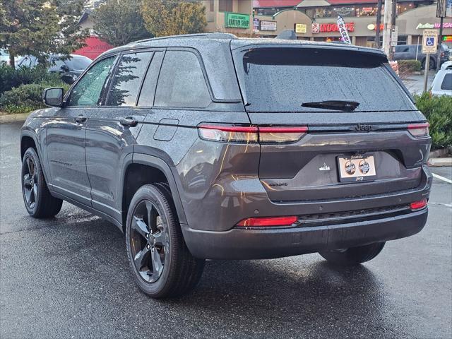 new 2025 Jeep Grand Cherokee car, priced at $46,675