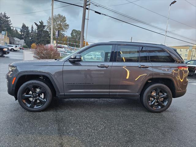 new 2025 Jeep Grand Cherokee car, priced at $46,675