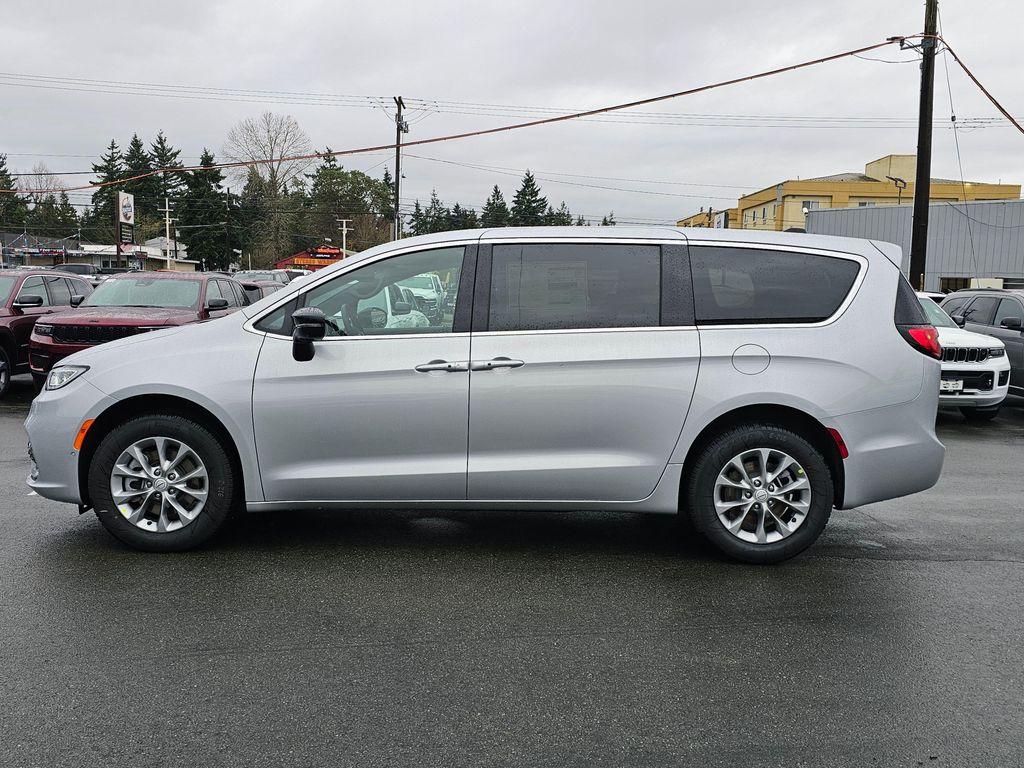 new 2026 Chrysler Pacifica car, priced at $51,445