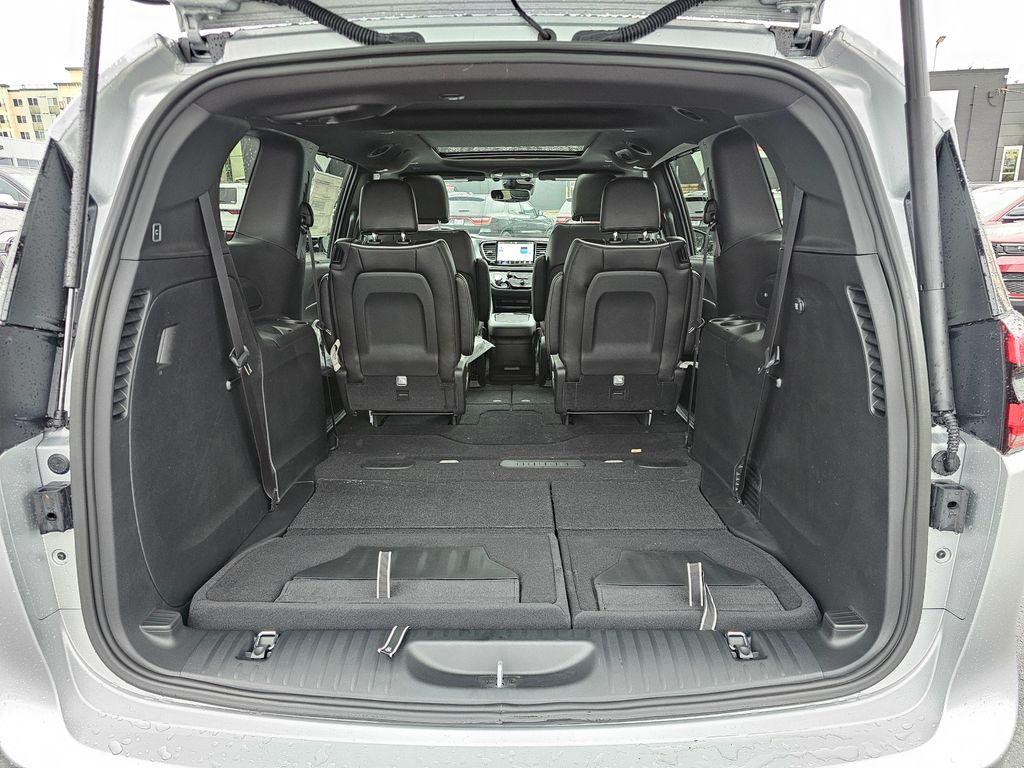 new 2026 Chrysler Pacifica car, priced at $51,445