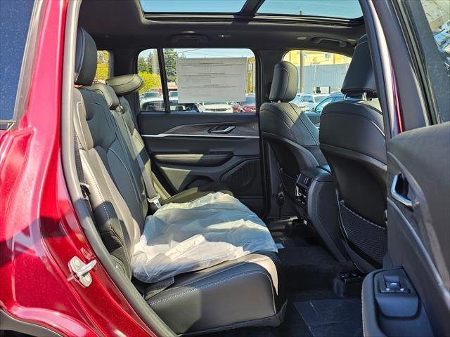 new 2025 Jeep Grand Cherokee car, priced at $50,235