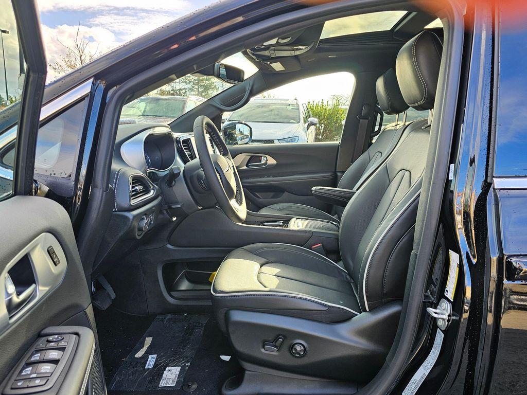 new 2026 Chrysler Pacifica car, priced at $47,955