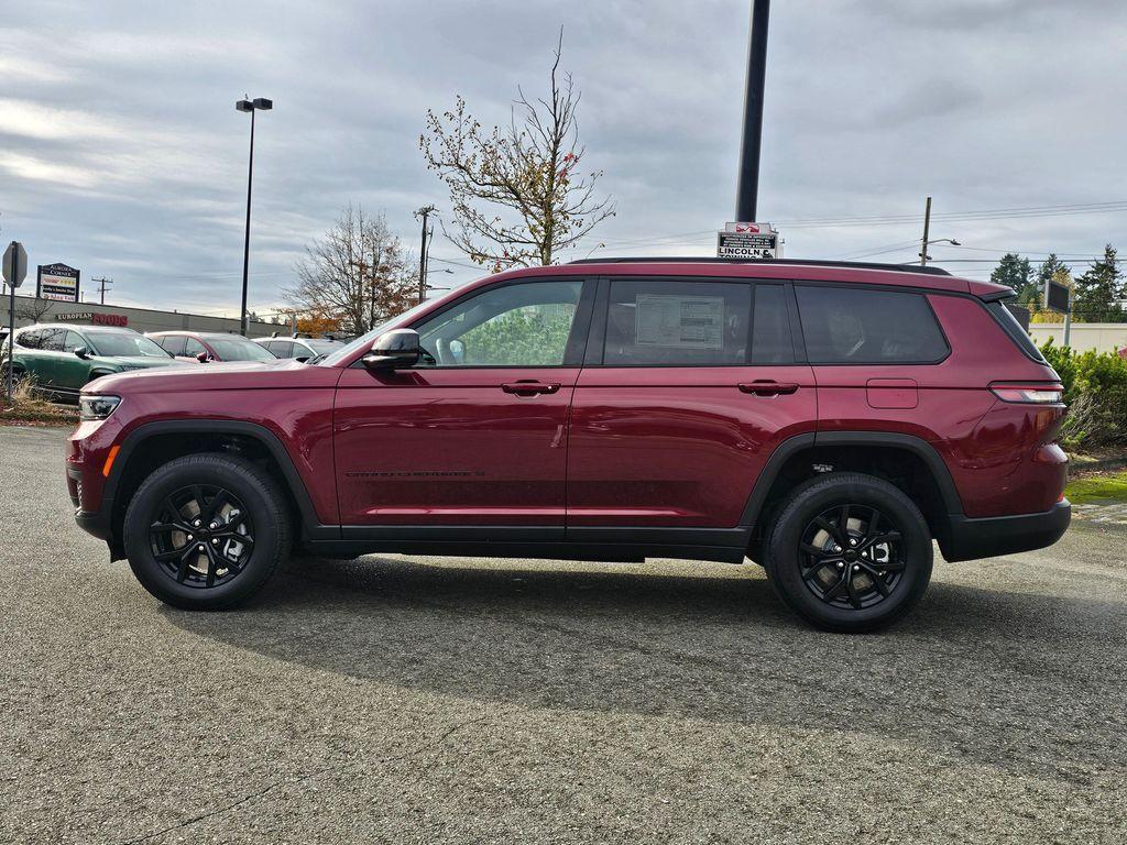 new 2025 Jeep Grand Cherokee L car, priced at $39,953