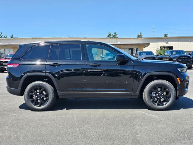 new 2025 Jeep Grand Cherokee car, priced at $43,730