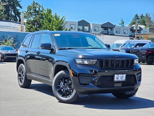 new 2025 Jeep Grand Cherokee car, priced at $43,730