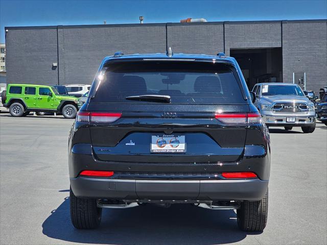 new 2025 Jeep Grand Cherokee car, priced at $43,730