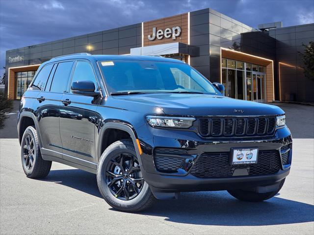 new 2025 Jeep Grand Cherokee car, priced at $43,230