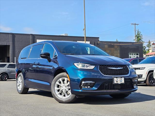 new 2025 Chrysler Pacifica car, priced at $46,215