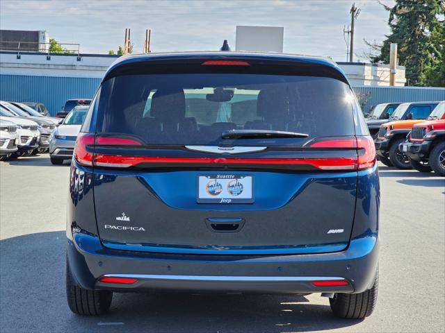 new 2025 Chrysler Pacifica car, priced at $44,965