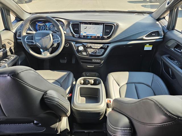 new 2025 Chrysler Pacifica car, priced at $44,965