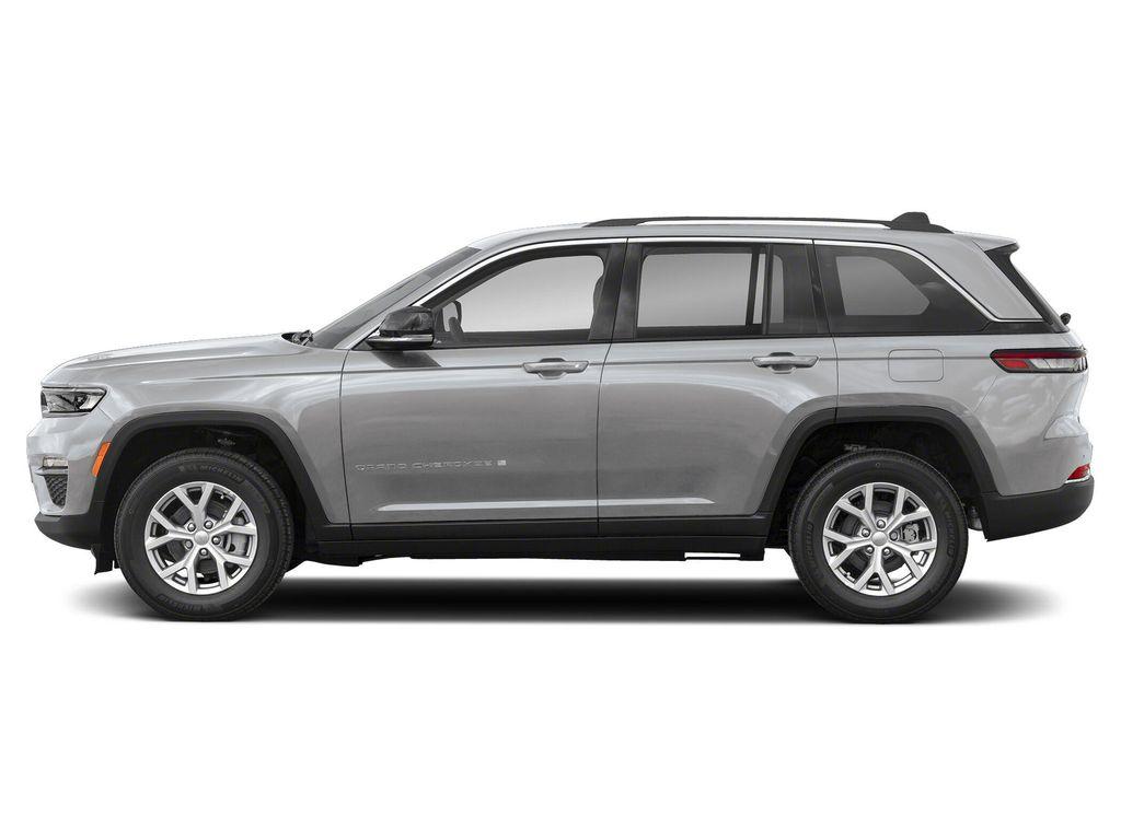 new 2025 Jeep Grand Cherokee car, priced at $55,660