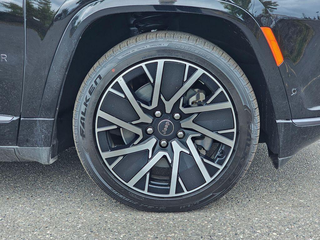 new 2025 Jeep Wagoneer S car, priced at $52,040