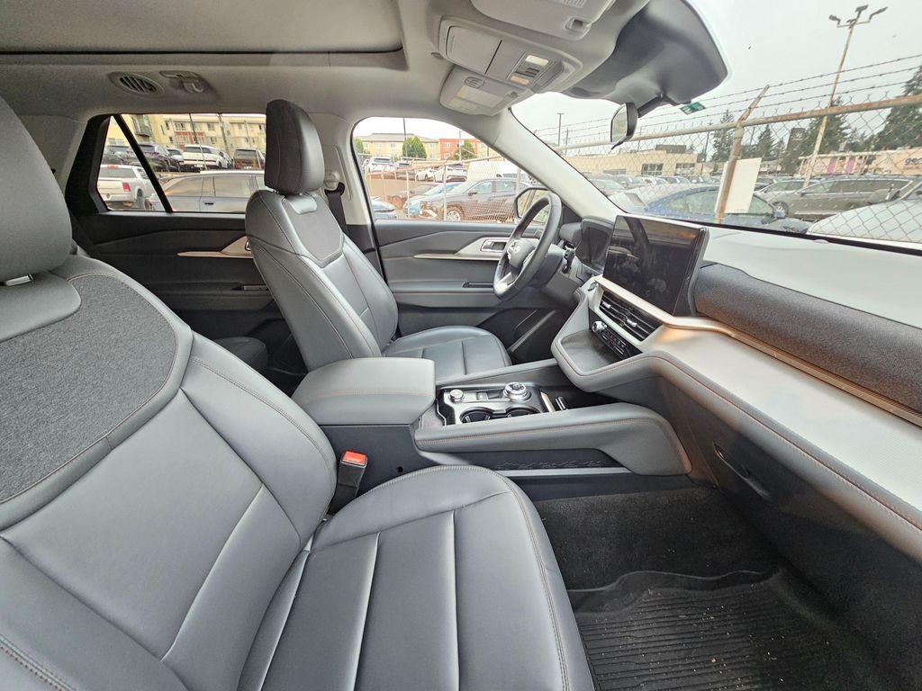 used 2025 Ford Explorer car, priced at $39,888