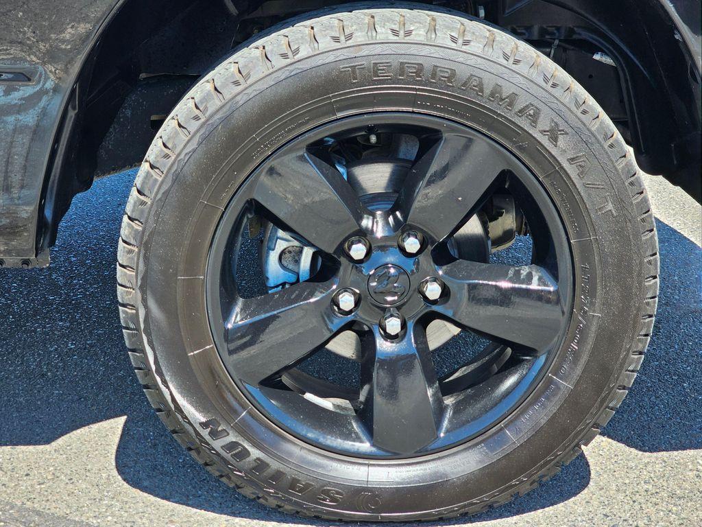 used 2022 Ram 1500 Classic car, priced at $29,888