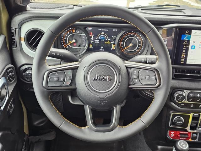 new 2025 Jeep Gladiator car, priced at $55,225