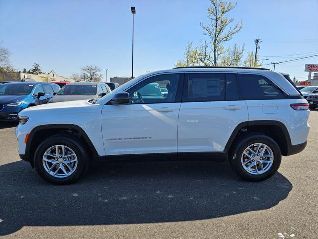 new 2025 Jeep Grand Cherokee car, priced at $39,280
