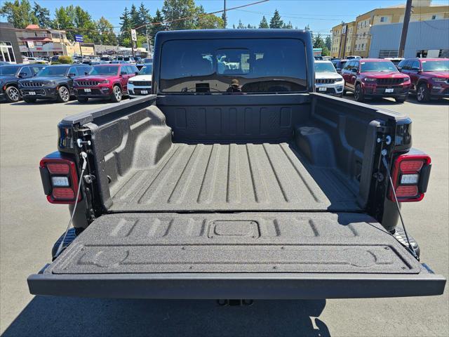 new 2025 Jeep Gladiator car, priced at $61,165