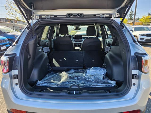 new 2025 Jeep Compass car, priced at $30,035