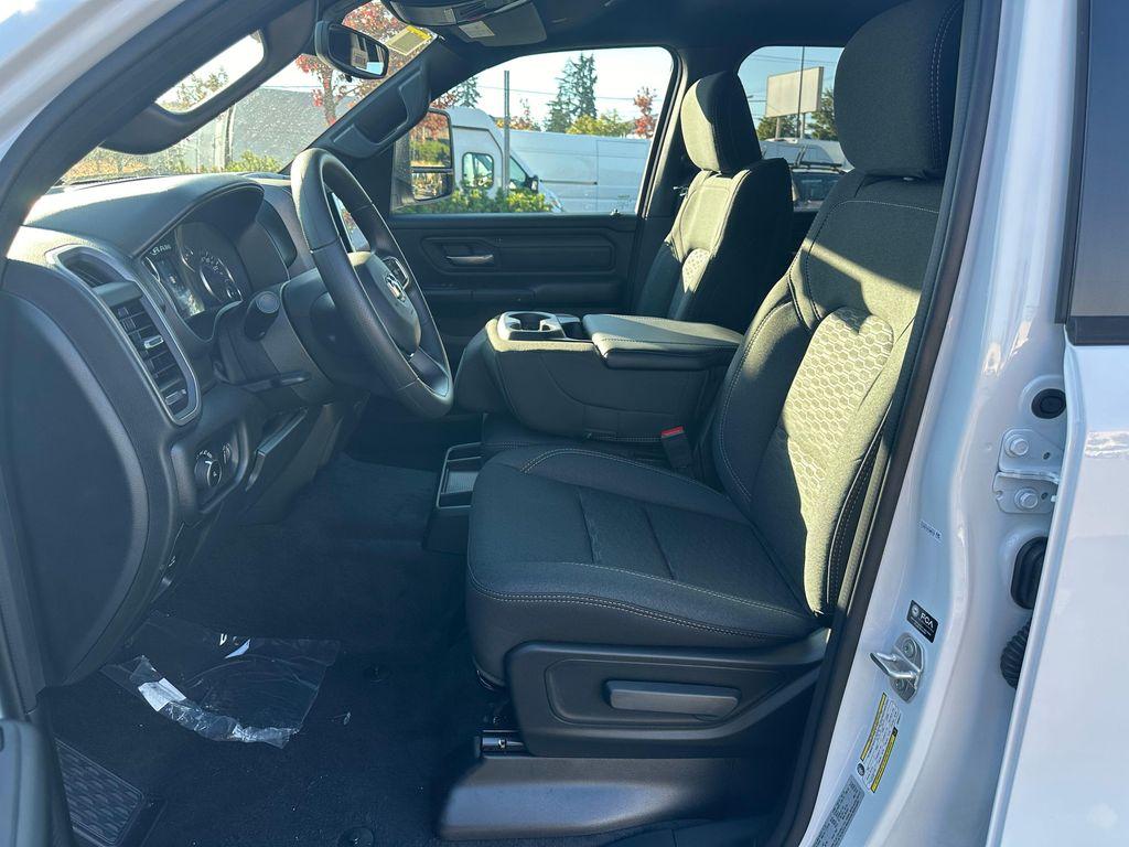 new 2025 Ram 1500 car, priced at $43,940