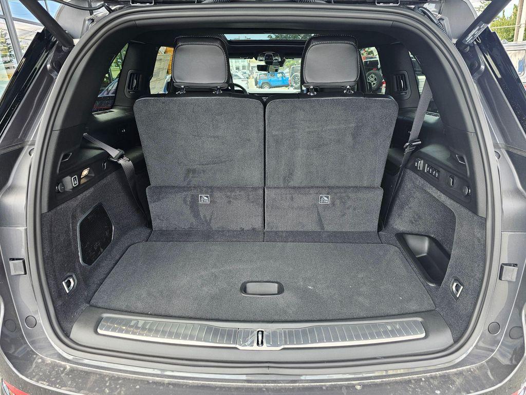 new 2024 Jeep Grand Cherokee L car, priced at $55,425