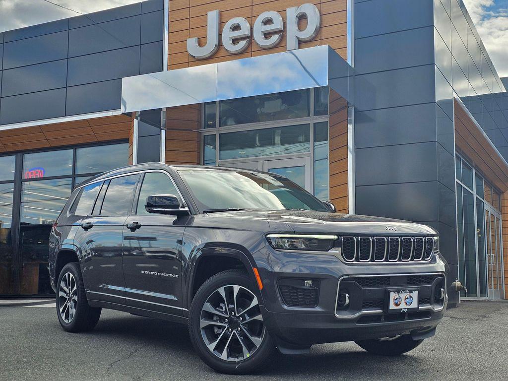 new 2024 Jeep Grand Cherokee L car, priced at $55,425