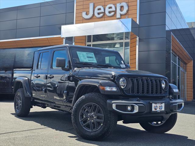 new 2024 Jeep Gladiator car, priced at $44,577