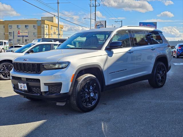 new 2024 Jeep Grand Cherokee L car, priced at $37,275