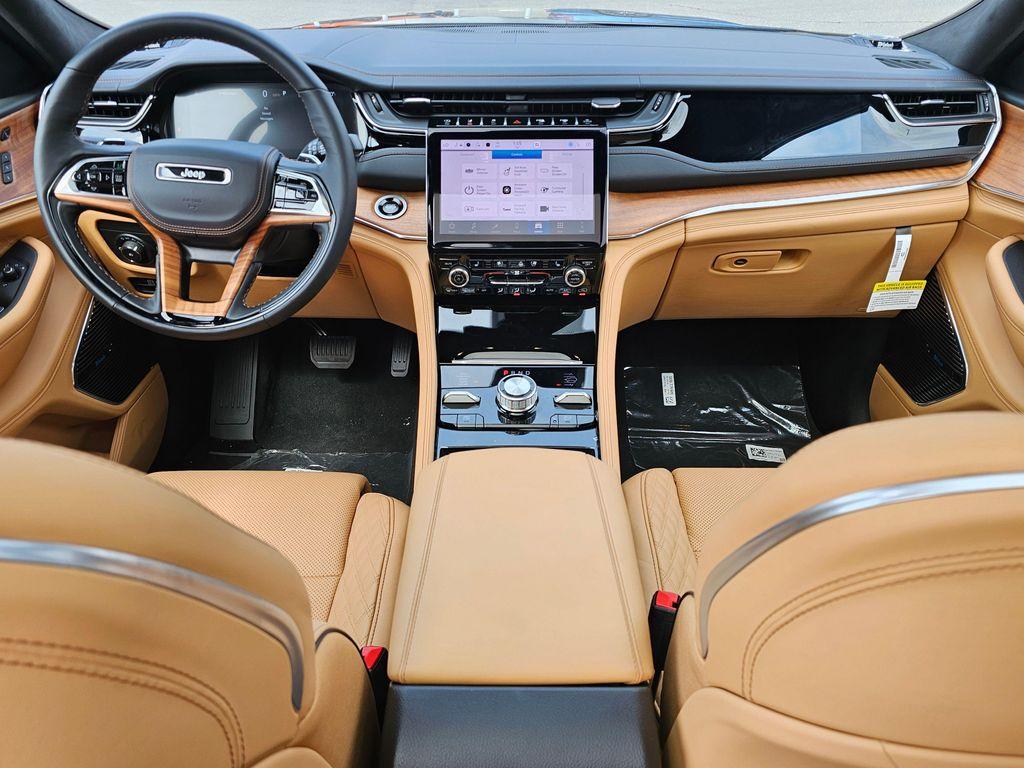 new 2025 Jeep Grand Cherokee L car, priced at $64,895