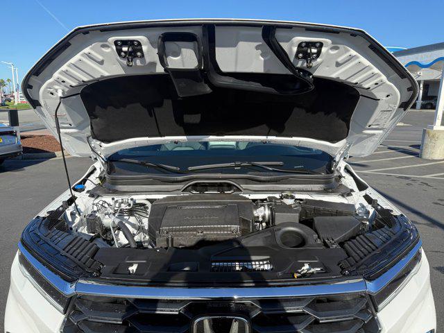 new 2025 Honda Pilot car, priced at $48,280