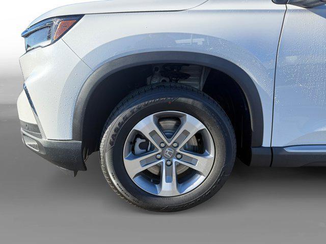 new 2025 Honda Pilot car, priced at $48,280