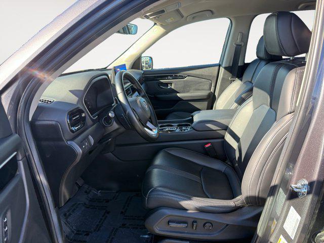 used 2025 Honda Pilot car, priced at $42,988